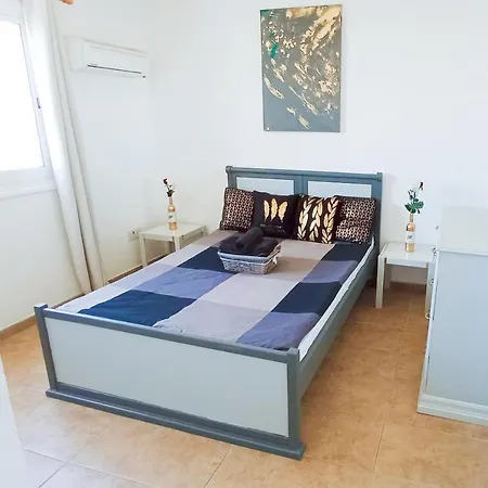 Luxury Maisonette - Ea View, Gym- 5 Min From * Larnaca