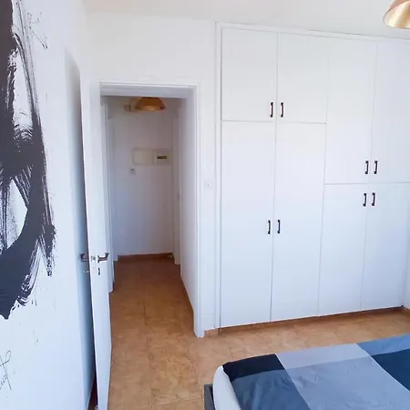 Luxury Maisonette - Ea View, Gym- 5 Min From