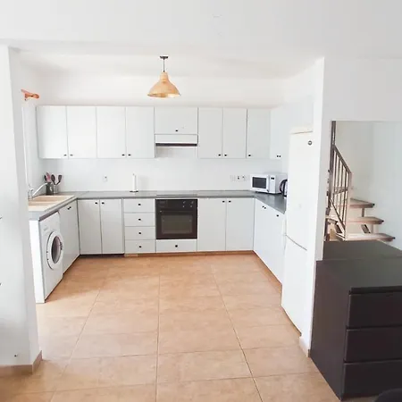 Luxury Maisonette -sea View, Netflix, Gym- 5 Min From Appartement *