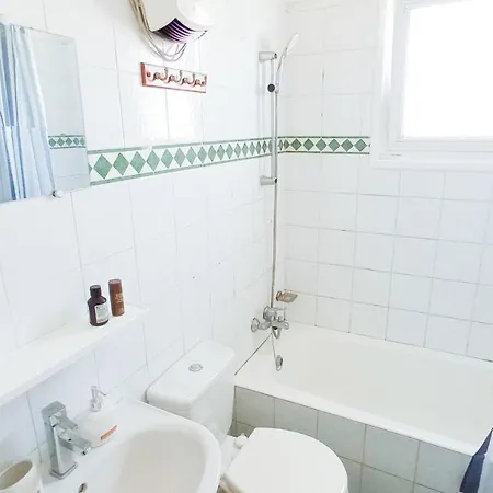 Luxury Maisonette - Ea View, Gym- 5 Min From