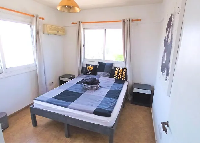 Luxury Maisonette - Ea View, Gym- 5 Min From Apartamento