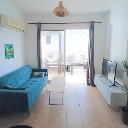 Luxury Maisonette - Ea View, Gym- 5 Min From Lárnaka