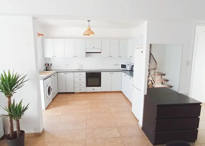 Luxury Maisonette - Ea View, Gym- 5 Min From شقة *