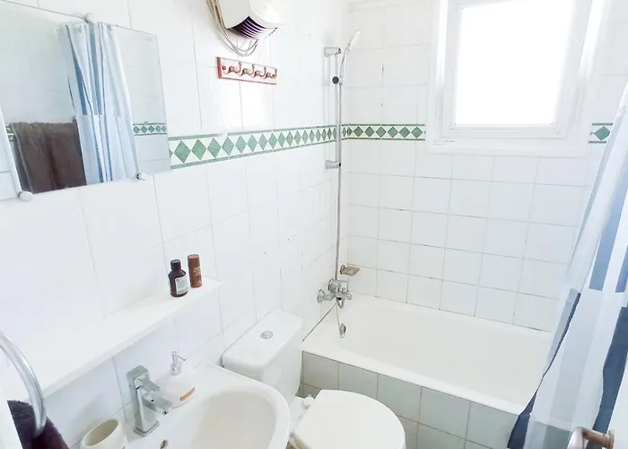 Luxury Maisonette - Ea View, Gym- 5 Min From