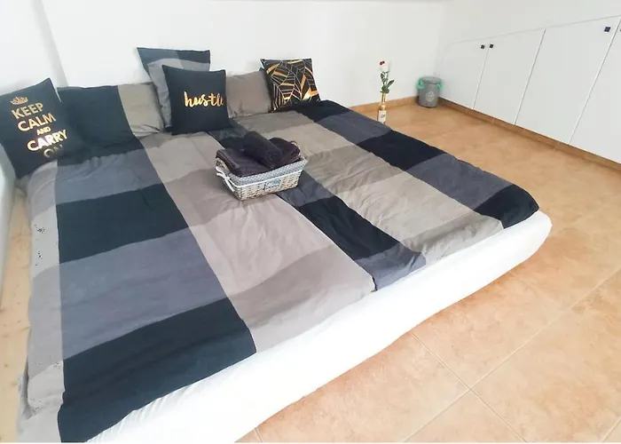 Luxury Maisonette - Ea View, Gym- 5 Min From *